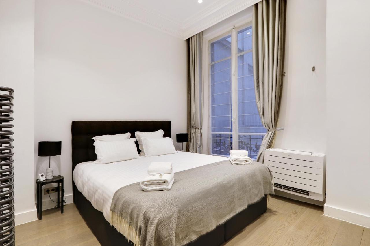 Pick A Flat'S Apartment In Triangle D'Or - Pierre 1Er De Serbie ปารีส ภายนอก รูปภาพ