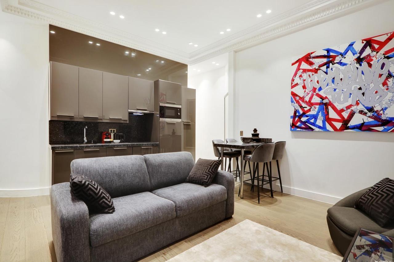 Pick A Flat'S Apartment In Triangle D'Or - Pierre 1Er De Serbie ปารีส ภายนอก รูปภาพ